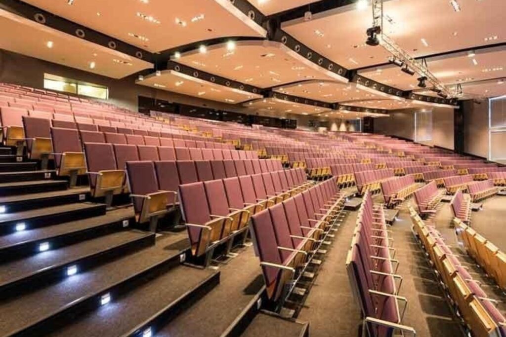 prabodhankar keshav sitaram thackeray natya mandir